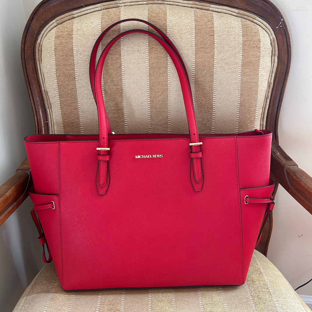 Michael Kors Gilly Large Drawstring Travel Tote - Bright Red